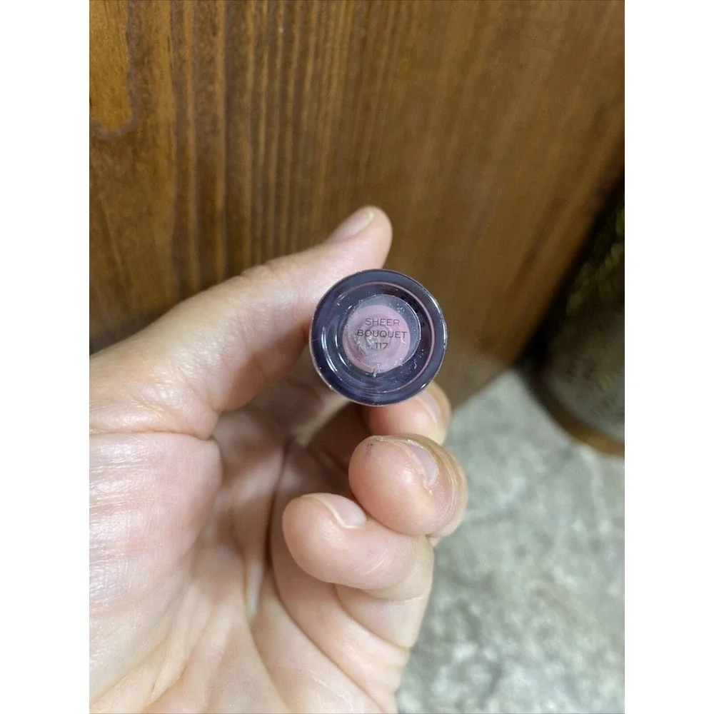 Sheer Brilliant Lipstick Lip Gloss by Makeup Revolution Shade Sheer Bouquet #117